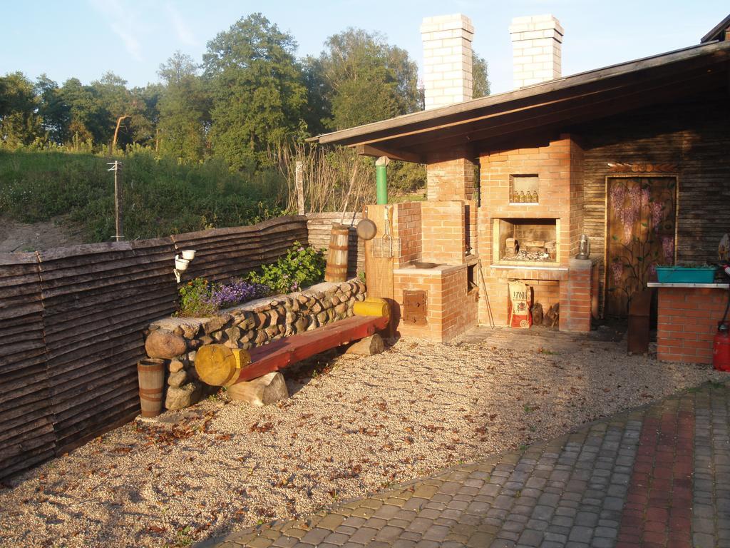 Medny Dvor Farm Stay Medna Exterior photo